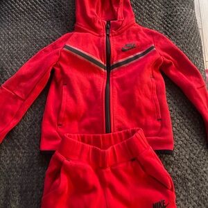 Nike Red and Black Tech Set